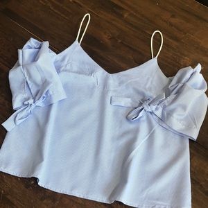 🌺🛥Adorable Cold Shoulder Tie Sleeve Blouse 🍉💙
